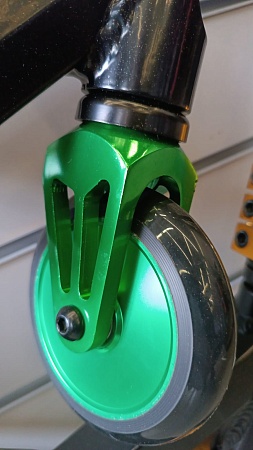 Вилка стальная iHIC для трюкового самоката SK-405/412, цвет зеленый