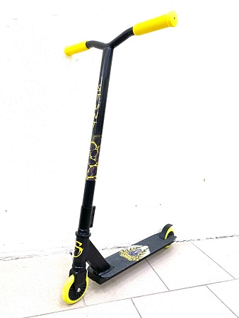 Самокат трюковой STUNT ZA-101 черно-желтый